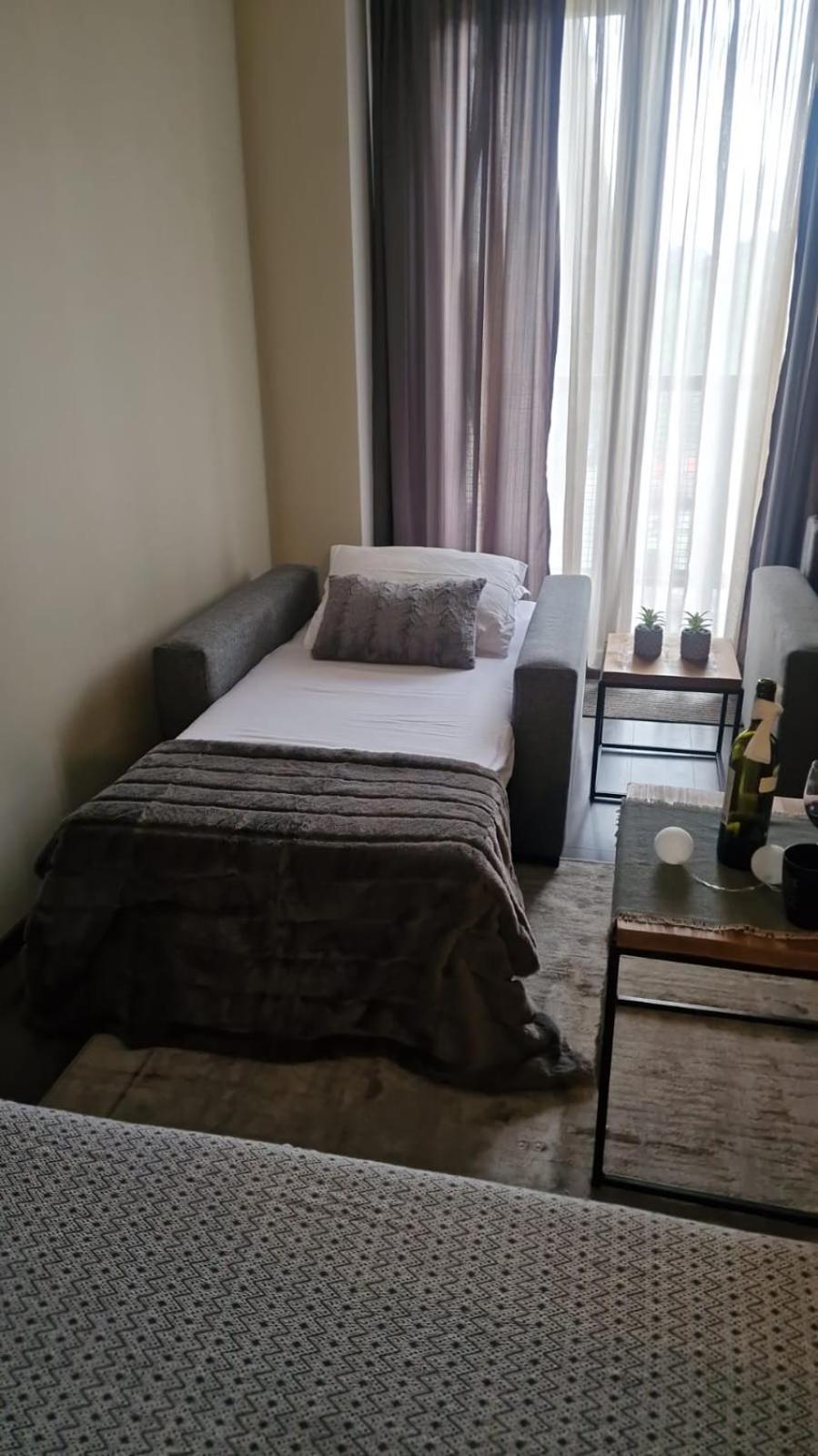 In Out Tiamo 302-303 At Loft Apartment *